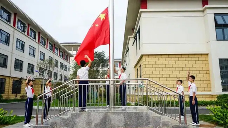 洛恩斯为校园安全健康饮水保驾护航