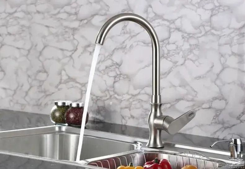 如何正确选购家用净水器？